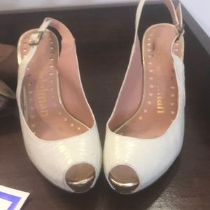 Libby Edelman peep-toe pumps